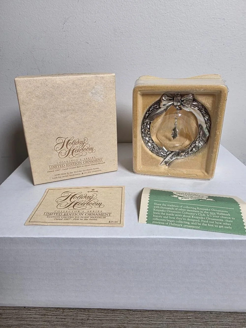 Vintage 1987 Hallmark Holiday Heirloom Lead Crystal Bell in Silver-Plated Wreath